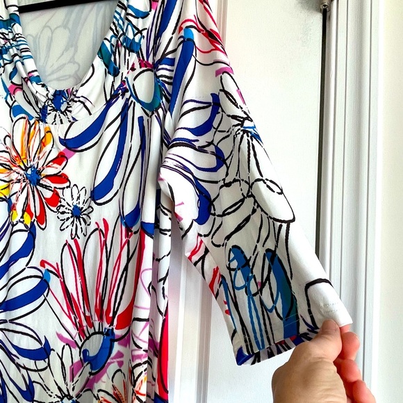 Lily 4XL like new condition top - Picture 3 of 6